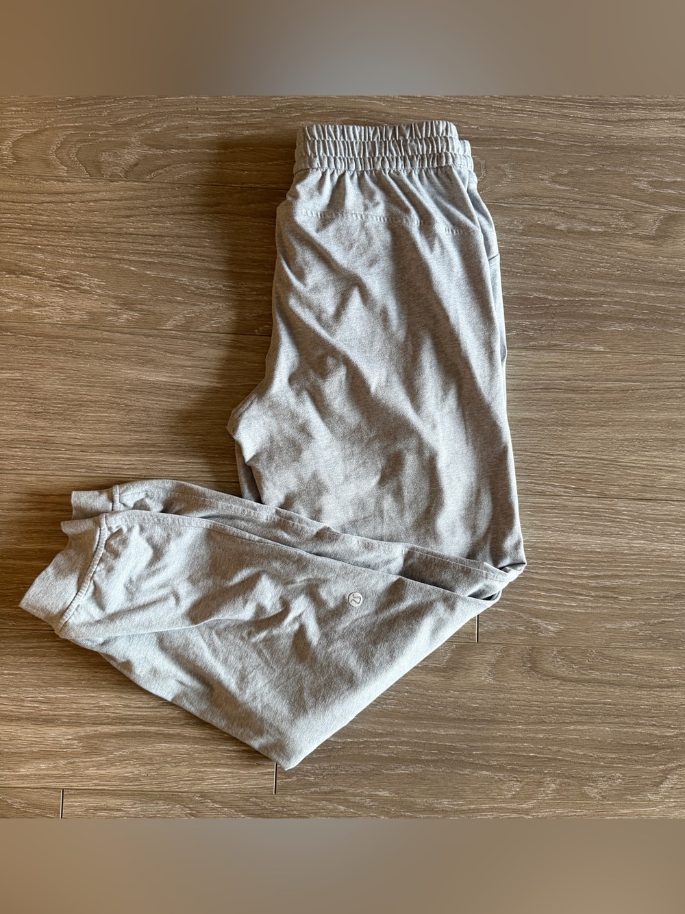 Lululemon Soft Jersey Classic-Fit Mid-Rise Jogger 7/8 Length Grey size 4 - Picture 4 of 9